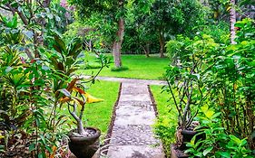 Taman Selini Wahana Beach Resort